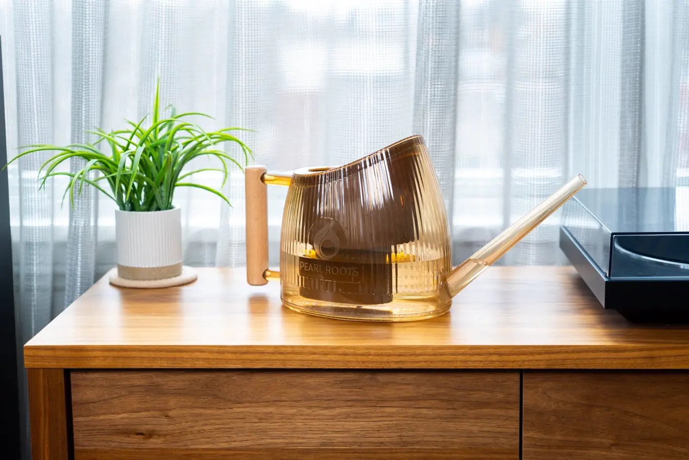 Watering Can With Filter and Remineralizer for House Plants 7
